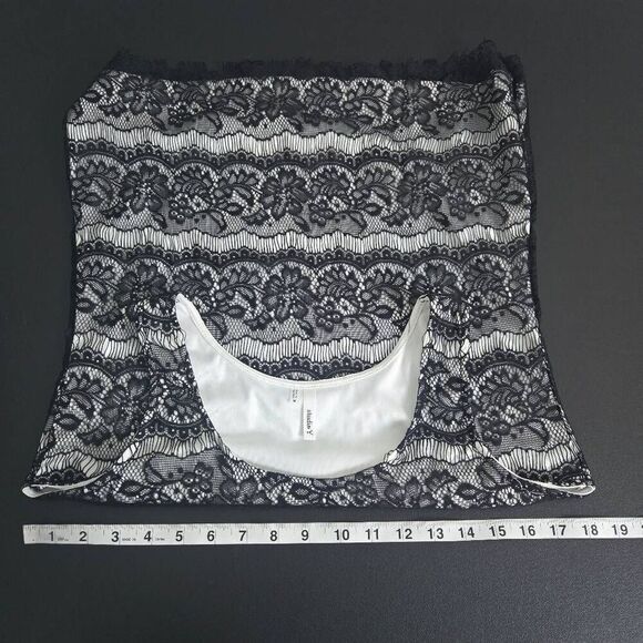 VTG Studio Y Womens Sheer Lace Overlay Tank Top Size Medium Black Y2K Whimsigoth - Picture 5 of 6